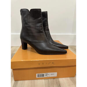 Unisa Women's Brown Leather Ankle Boots Size 7.5